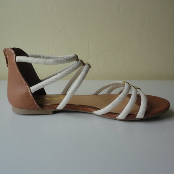 Gladiator Sandals Montego Bay Club, NEW! - Size 7M, White & Tan - Picture 7 of 12